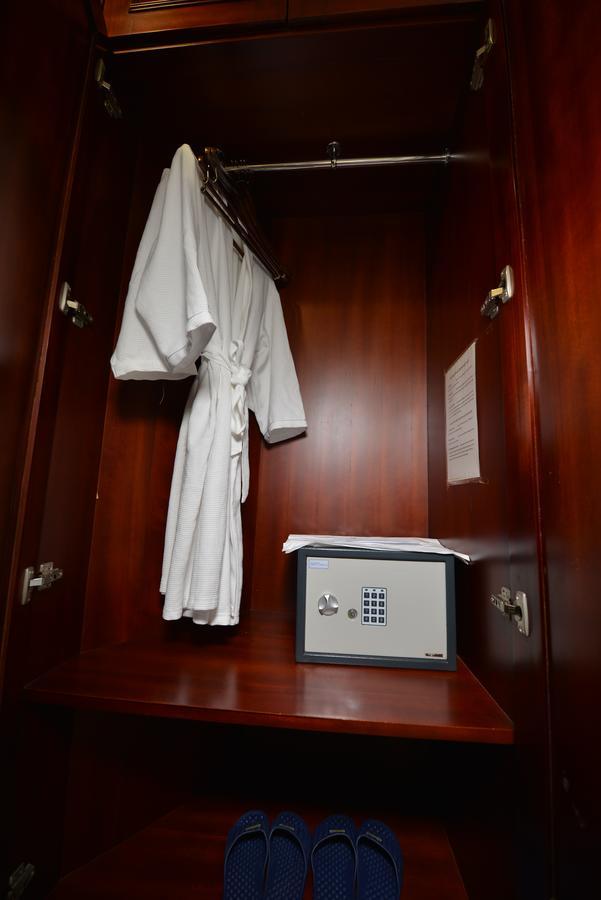 Blue Hanoi Inn Legend Hotel エクステリア 写真