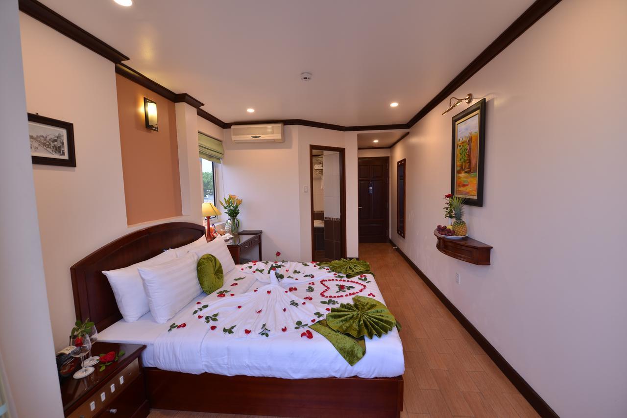 Blue Hanoi Inn Legend Hotel エクステリア 写真
