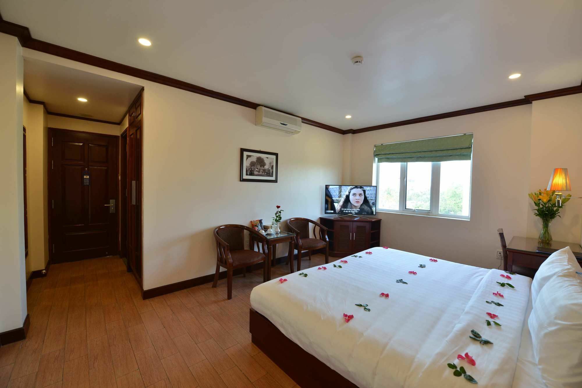 Blue Hanoi Inn Legend Hotel エクステリア 写真