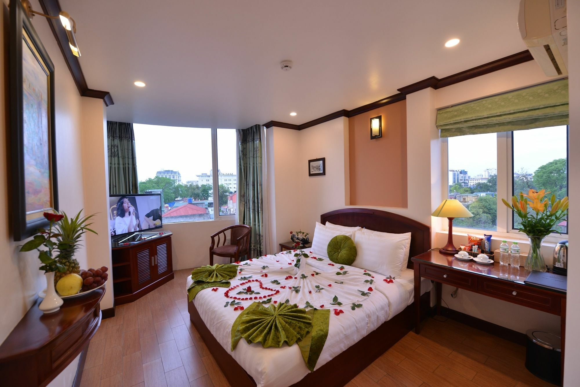 Blue Hanoi Inn Legend Hotel エクステリア 写真