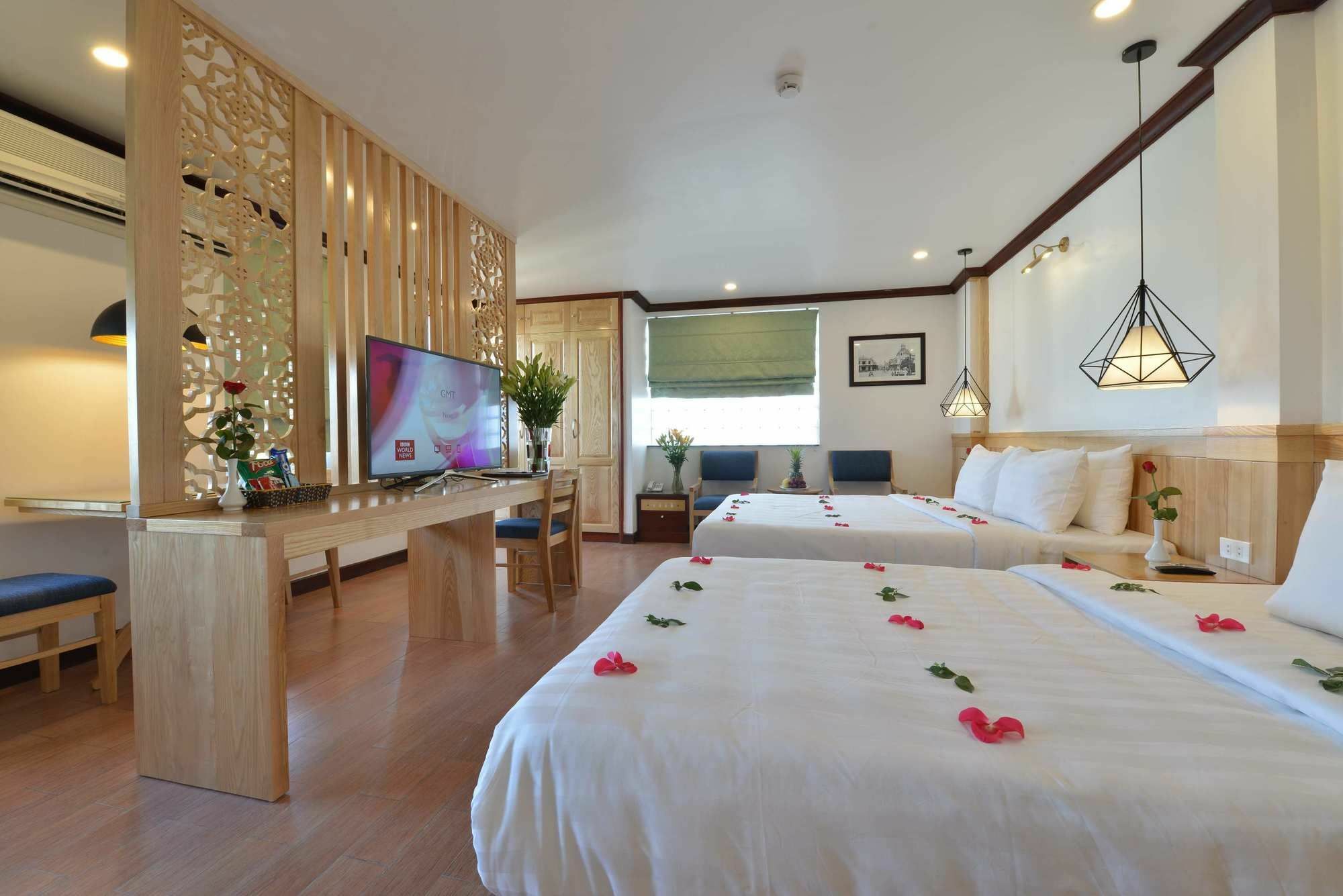 Blue Hanoi Inn Legend Hotel エクステリア 写真
